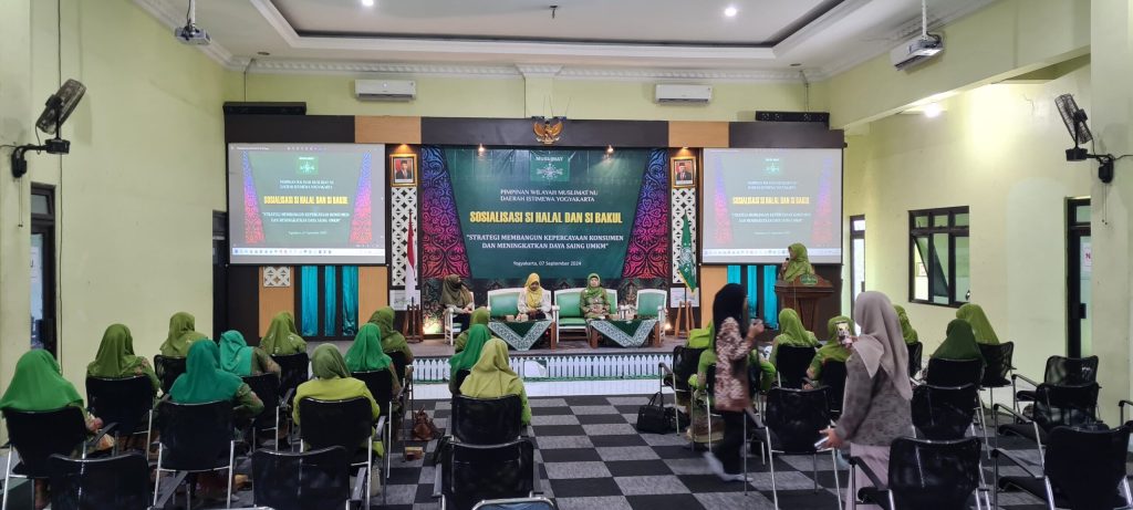 PW Muslimat NU DIY Gelar Sosialisasi dan Workshop Meningkatkan Daya Saing UMKM