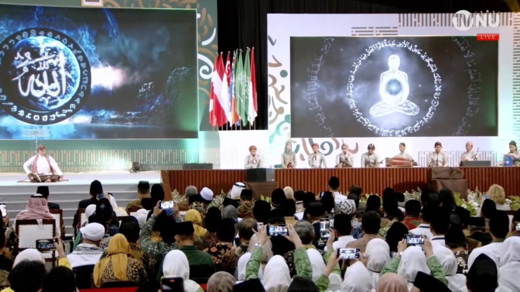 Sholawat Emprak Meriahkan Konferensi Internasional Humanitarian Islam di UI