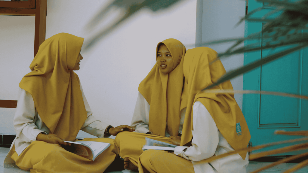 Jawab Keraguan dengan Prestasi: Lulusan Perdana MA Diponegoro Langsung Tembus PTN Favorit
