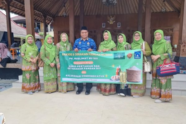 PW Muslimat NU DIY Gelar Bakti Sosial dan Gerakan Pangan Murah di Condongcatur